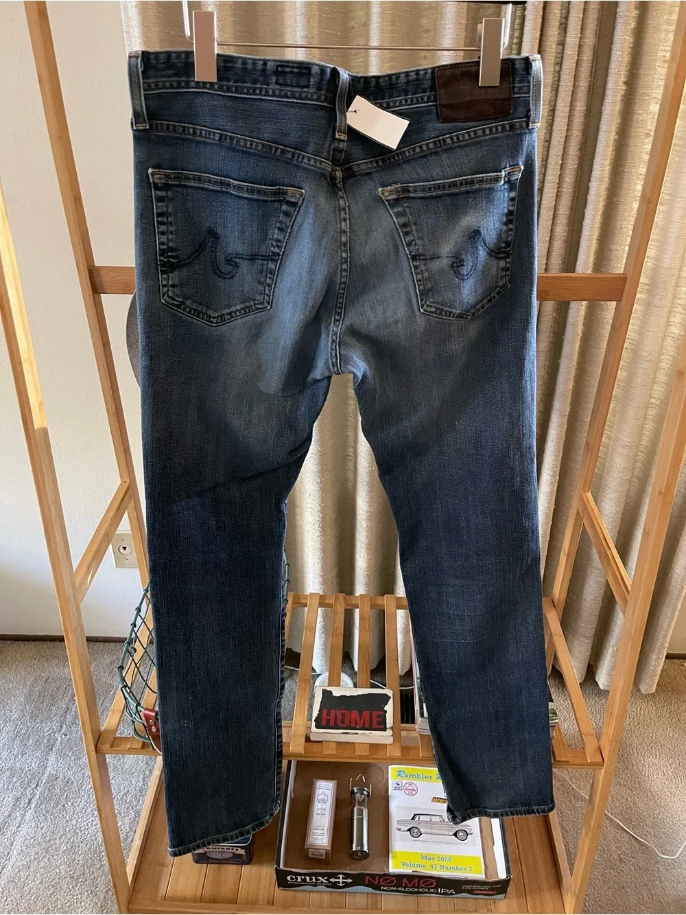 AG The Graduate Jeans 33x32